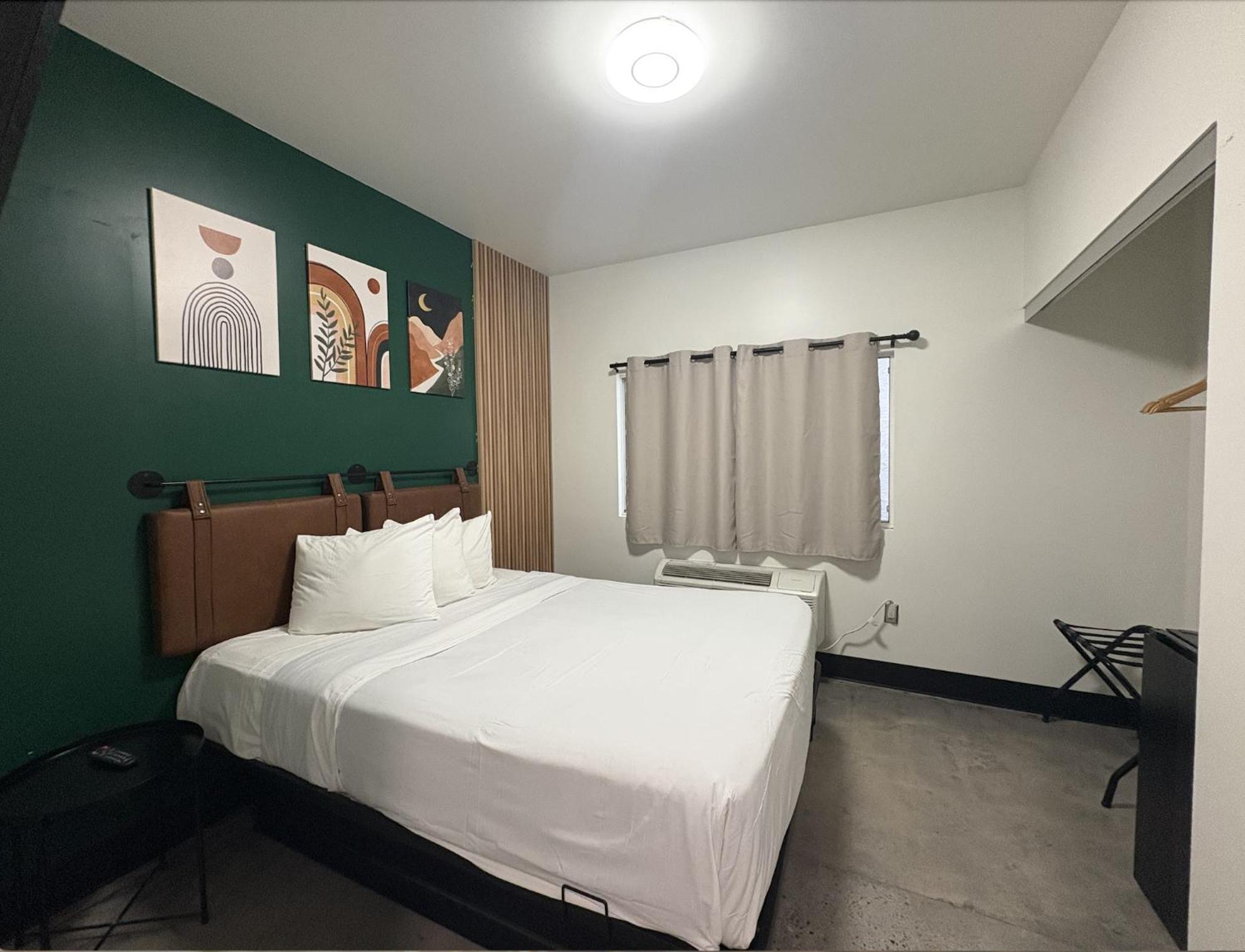 Hollywood Le Bon Hotel