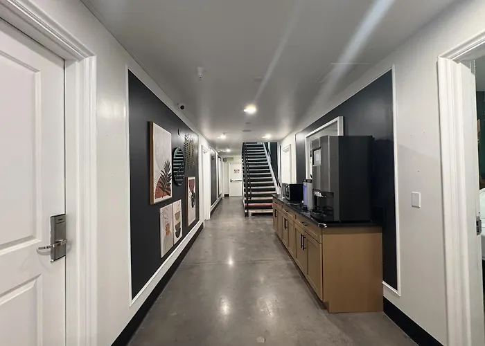 Hollywood Le Bon Hotel